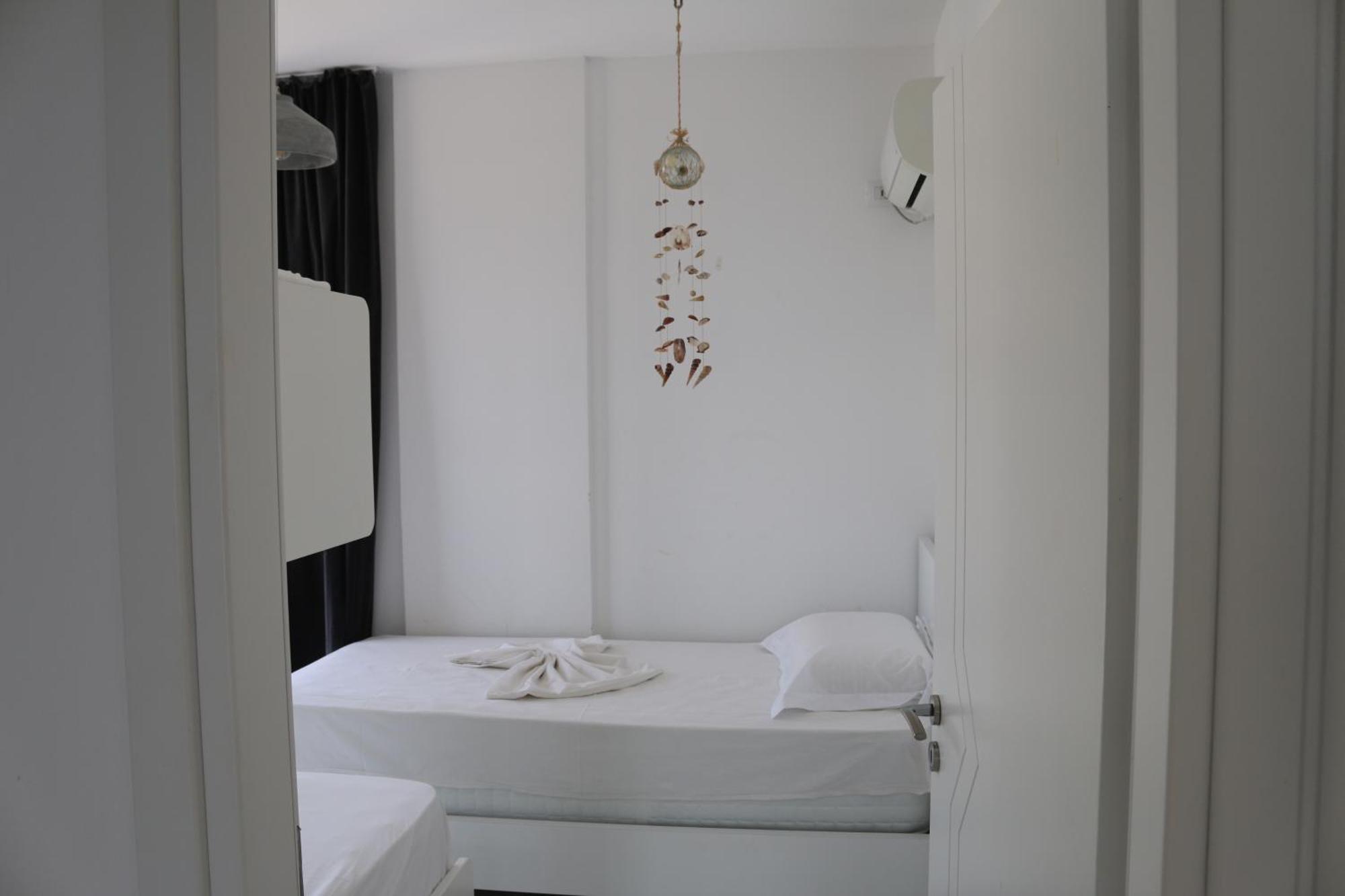 Ferienwohnung Infinity Sea View Penthouse Sarandë Exterior foto
